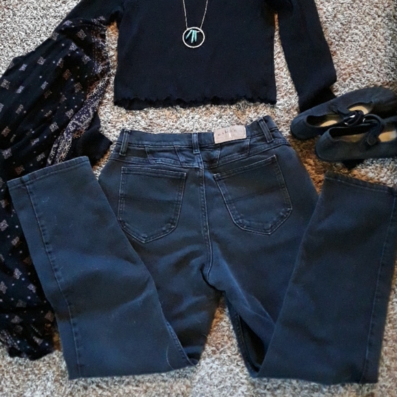 Vintage high waisted mom jeans by Lee - Picture 3 of 7